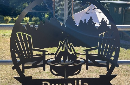 Duvall House | Glamping With Alpacas in an Eco-Friendly Dome Outside of Seattle