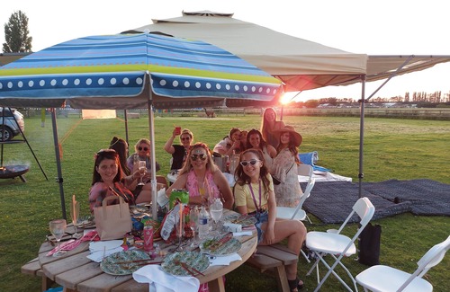 Wisbech RV Rental | Experience Glamping with Llamas at Valentina Stargazer Belle