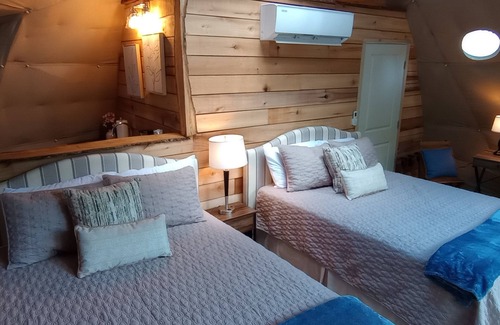 Sutton Resort | Discover GlampOut Resort - Elk River: Guest Rated 9.6/10