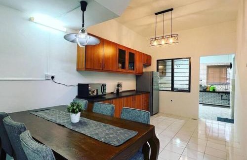 Ipoh House | GLAMSTAY Simpang Pulai: Family-Friendly Rooms with Free WIFI