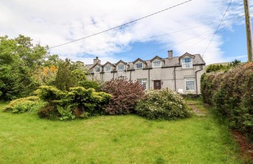Gallt Y Foel House | Discover Glan y Gors: 4-Star Pet and Child Friendly Escape