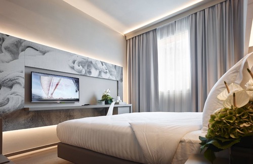 San Lorenzo Hotel | Experience Elegance at Glance Hotel in Florence