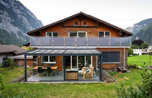 Netstal Apartment | Pet-Friendly GLARNER Bed: Rated 9.6 by Happy Guests