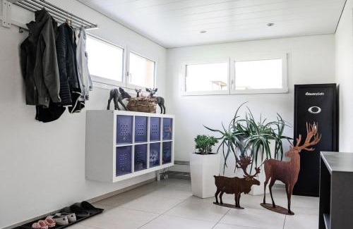 Netstal Apartment | Pet-Friendly GLARNER Bed: Rated 9.6 by Happy Guests