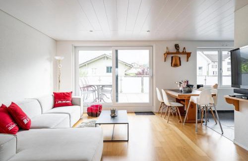 Netstal Apartment | Pet-Friendly GLARNER Bed: Rated 9.6 by Happy Guests