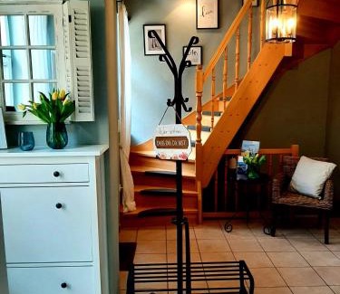 Schipkau House | Relaxing Glashüttchen: 2 Bedrooms, Sauna & Garden Retreat