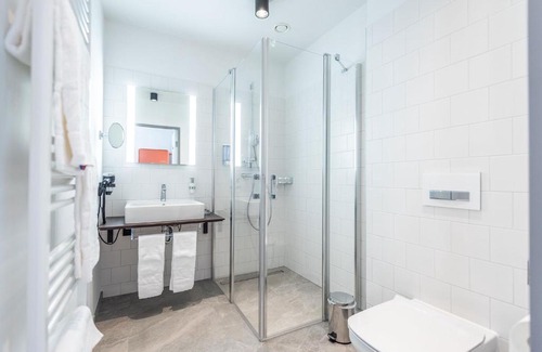 Baernbach Bed & Breakfast | Discover Glashütte Bed+Breakfast: Family-Friendly Retreat