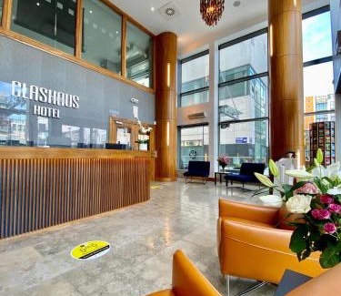 Tallaght Hotel | Glashaus Hotel: Stylish Getaway with Family-Friendly Amenities