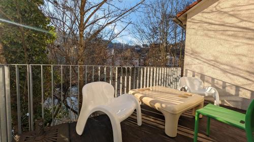Calw Apartment | Welcome to Glasperlenspiel: Oceanfront Family Retreat