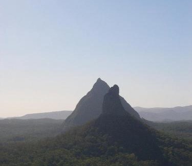 Glass House Mountains Cabin | Eco-Friendly Stay at Glass House Mountains Ecolodge