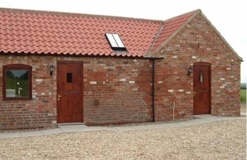 West Barkwith Other | Inviting Glebe Farm Apartments with Breakfast & Child Care