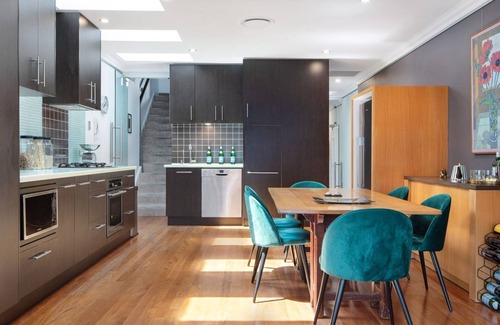 Glebe House | Glebe Gem IH - Hosted by L'Abode