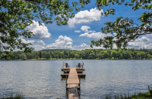 Swanton House | Charming Holiday Homes in Maryland, USA with Hot Tub