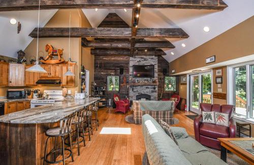 Swanton House | Charming Holiday Homes in Maryland, USA with Hot Tub