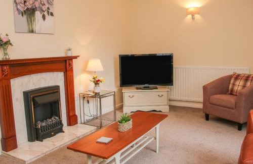Madeley House | Glen Helen - Child-Friendly 4-Star Hotel with Perfect Rating