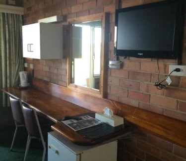 Glen Innes Hotel | Family-Friendly Glen Innes Motel - 4 Star Guest Rated 8.6