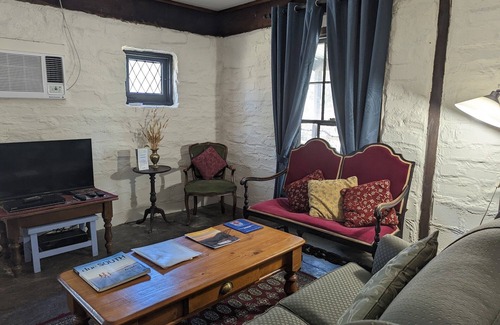 Clare Bed & Breakfast | Glen Morris at Wuthering Heights: Dog-Friendly Getaway