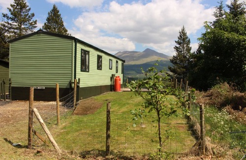 Taynuilt House | Glen View: Breathtaking Alpine & Loch Views Awaits You