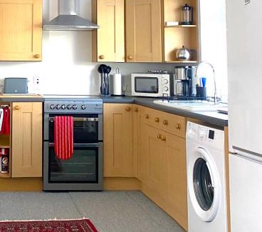 Fochabers House | Top-Rated Glenburn: Private Studio in Picturesque Fochabers