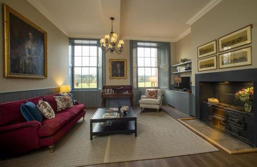 Lauder Apartment | Explore Glenburnie at Thirlestane Castle - 4-Star Retreat