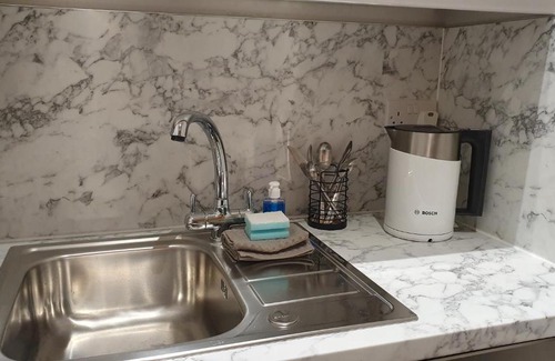 Sheffield House | Premier Stay at Glencoe Road with Complimentary Breakfast