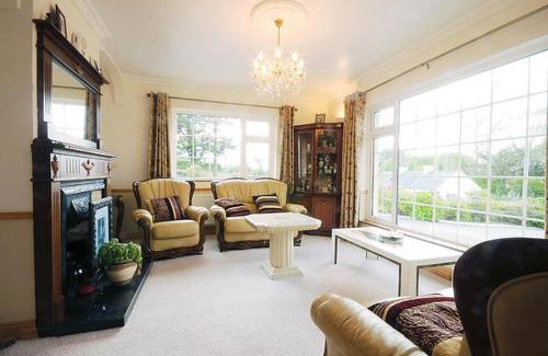 Glenbeigh Bed & Breakfast | Seaside Escape at Glencurrah House B&B - Rated 9/10