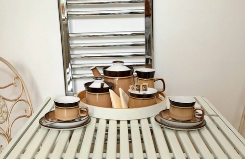 Wigton Cottage | Top Rated Retreats with Kitchen & Breakfast in Glendale