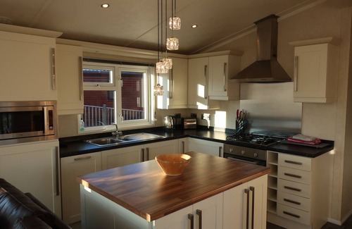 Spean Bridge Ski Chalet | Family-Friendly Retreat at Glendale Range Harris Lodge