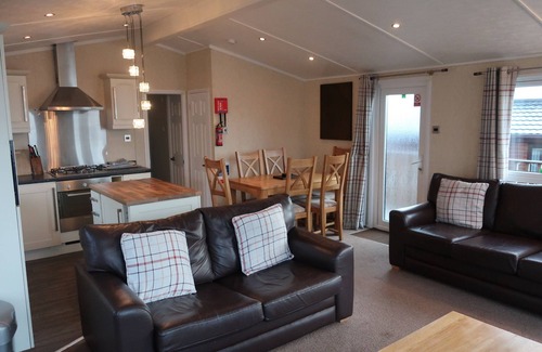 Spean Bridge Ski Chalet | Family-Friendly Retreat at Glendale Range Harris Lodge