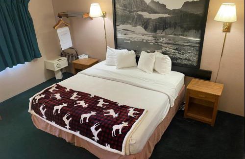 Glendive Hotel | Pet-Friendly Glendive Lodge: Family and Wheelchair Accessible