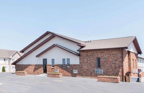Glendive Hotel | Pet-Friendly Glendive Lodge: Family and Wheelchair Accessible