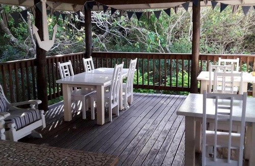 Amatola Coastal Cabin | Serene Glengariff Lodge: Private Beach & Ocean Views
