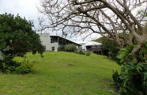 Amatola Coastal Cabin | Serene Glengariff Lodge: Private Beach & Ocean Views