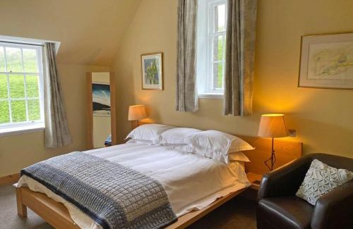 Ulva Bed & Breakfast | Experience Glengorm Castle: Family & Pet Friendly Retreat