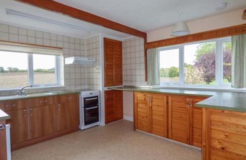 Saxmundham House | Family-Friendly Glenhaven: Rated 9/10 for Guest Satisfaction
