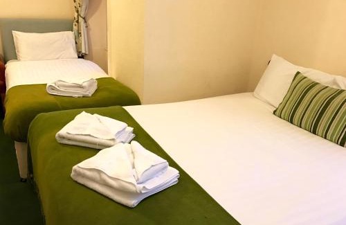 Dumfries Bed & Breakfast | Glenlossie Guest House: Family-Friendly & Accessible Stay