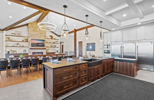 Fish Haven Apartment | Experience Glenn Haven at The Reserve Bear Lake's Ocean Views