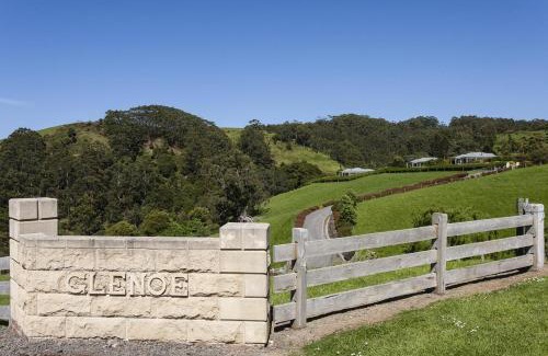Apollo Bay Villa | Discover Glenoe Cottages: 4-Star Retreat with Perfect Rating