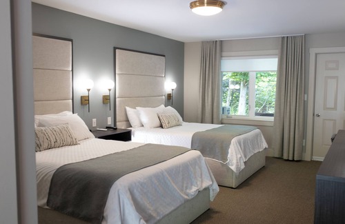 Glenville Hotel | Experience Glenora Inn & Distillery: A 4-Star Retreat