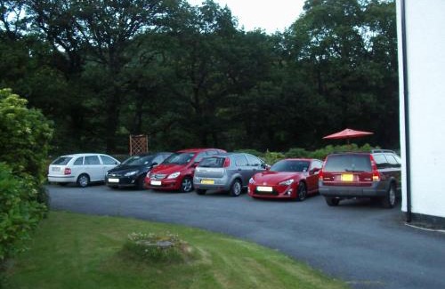 Gwynedd- Snowdonia Bed & Breakfast | Discover Glenwood Guesthouse in Betws-y-Coed: 4-Star Escape