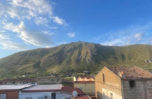 Mondragone Apartment | Cozy Getaway at Gli Agrumi di Nonna Peppina with Ocean View