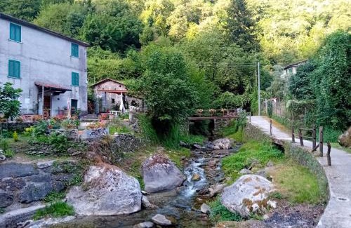 Stazzema House | Gli Orti di Mulina: Family-Friendly Retreat with Parking