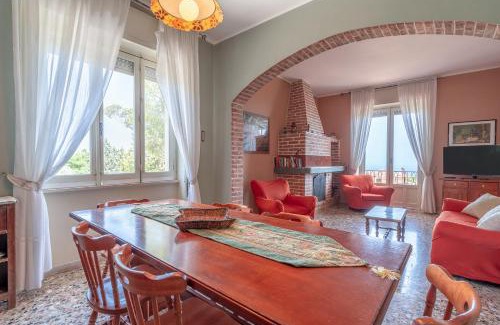 Chiusa Cavalli Villa | Experience Gli Ulivi: 4-Star Paradise for Families & Pets