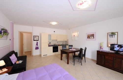 Volargne Other | Glicine - Family-Friendly Agriturismo with Kitchen Access