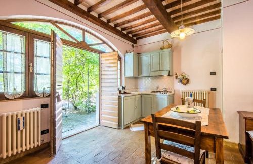 Montalcino House | Pet-Friendly Glicine Apartment with Pool & Family Perks