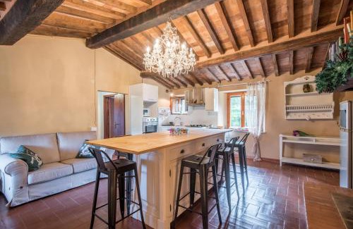 Montieri Apartment | Glicine: Family-Friendly Hotel with Pool & Pet Options