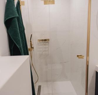 Gliwice Apartment | Stylish Gliwice Dickensa 36A Condo - Family Friendly Stay