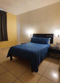 Escarcega Hotel | Global Express Cruz Blanco