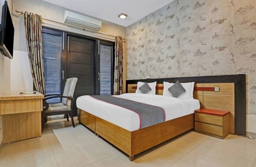 Sector 40 Hotel | Global Luxury Stays