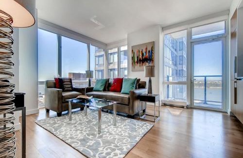 Hell's Kitchen Apartment | Elegant Oceanfront Suites at Global Luxury Sky Resort